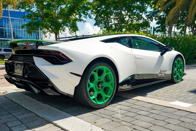 Used 2023 Lamborghini Huracan Tecnica RWD image 26