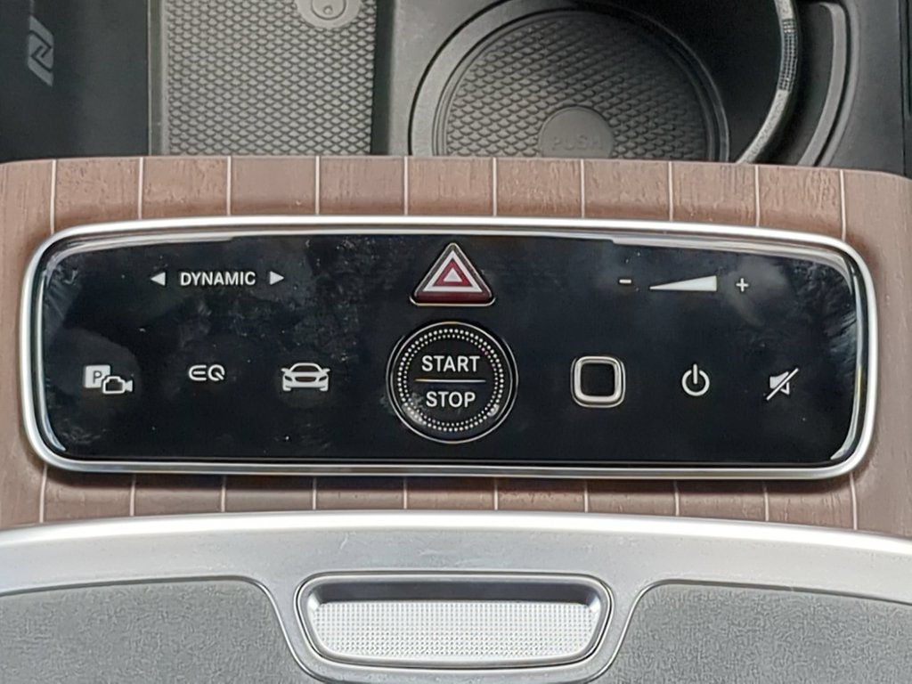 Used 2023 Mercedes-Benz EQS 580 4MATIC SUV image 16
