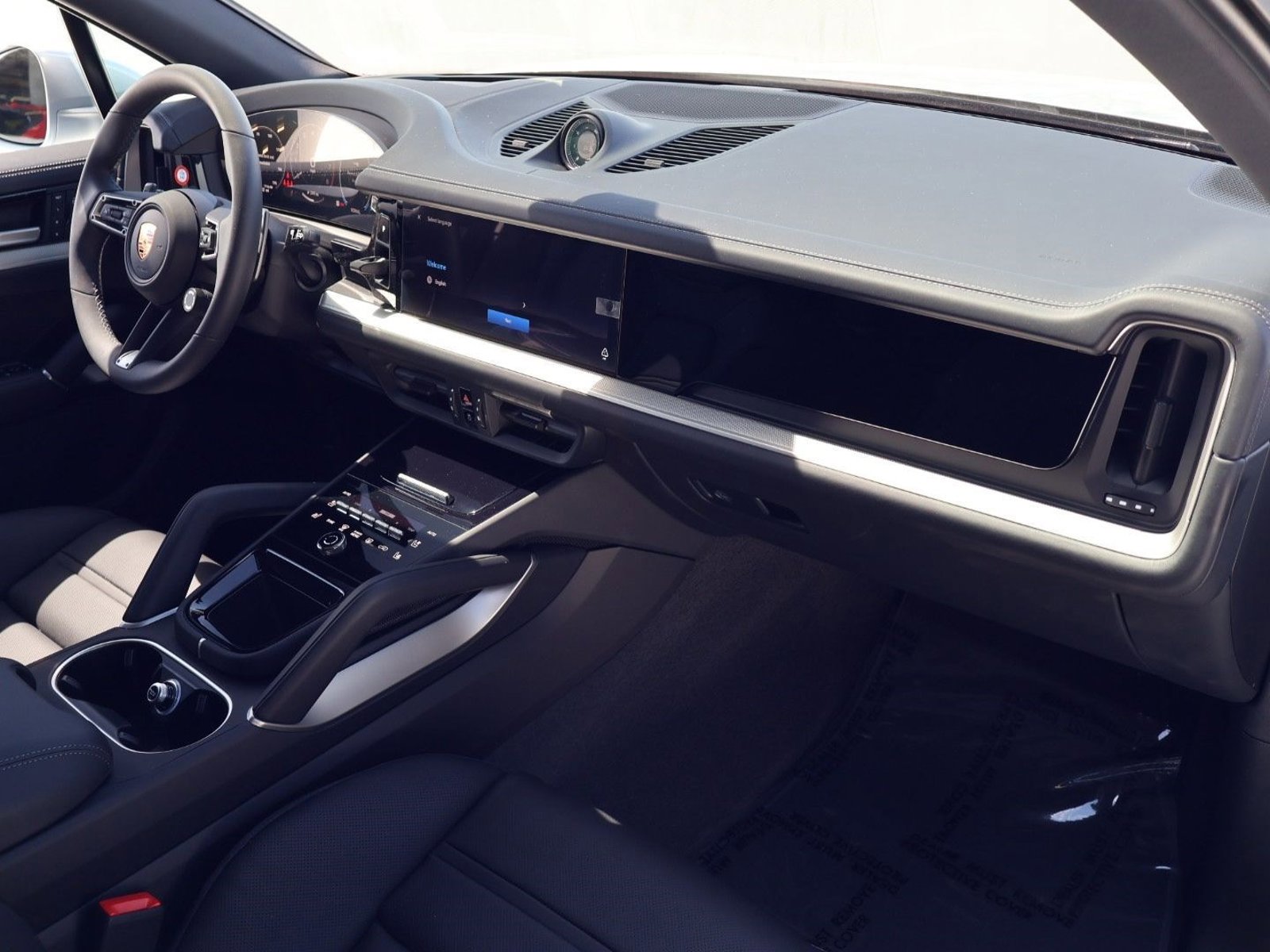 New 2026 Porsche Cayenne image 25