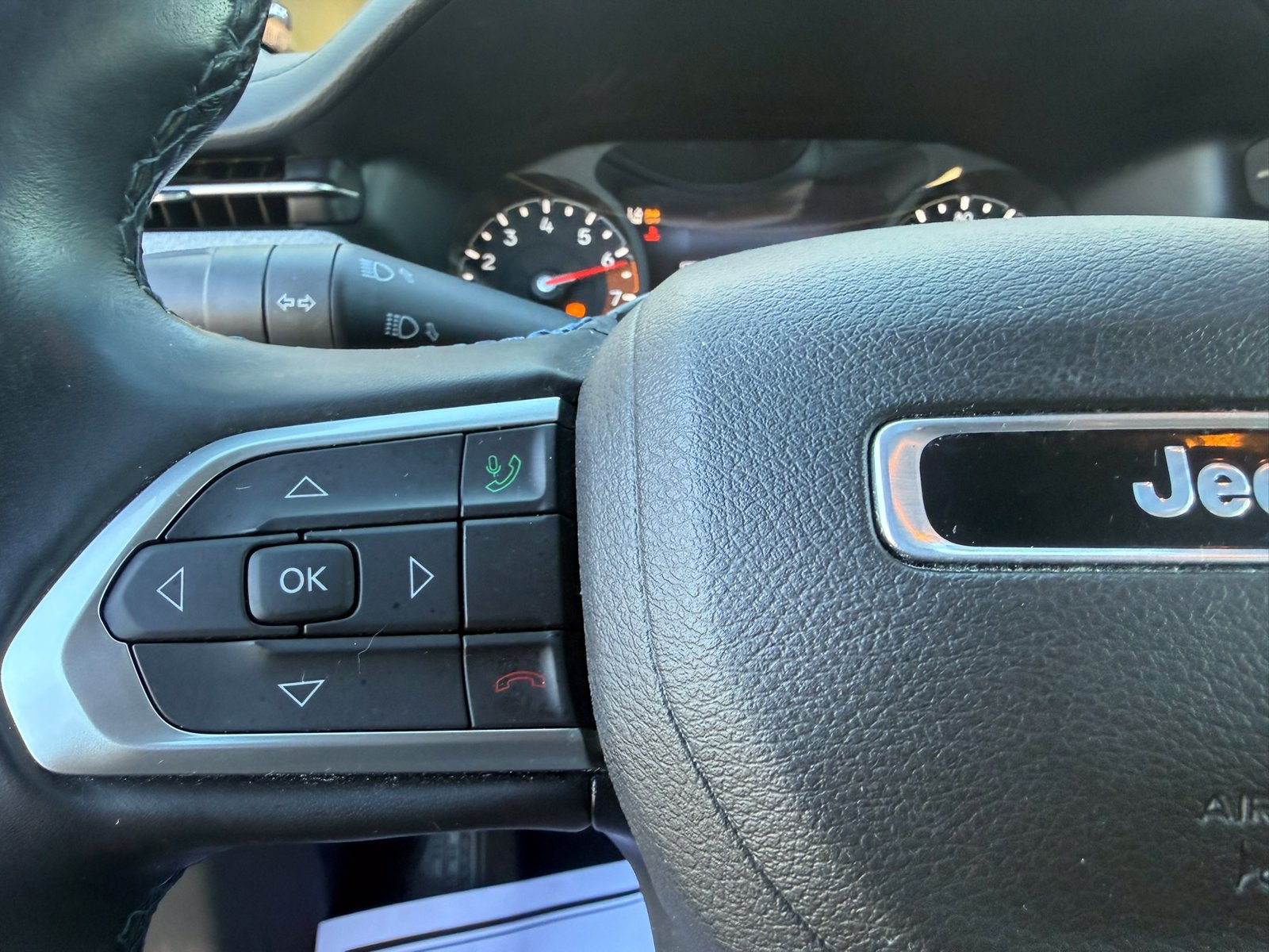 Used 2022 Jeep Compass Latitude w/ Convenience Group AWD/4WD image 31