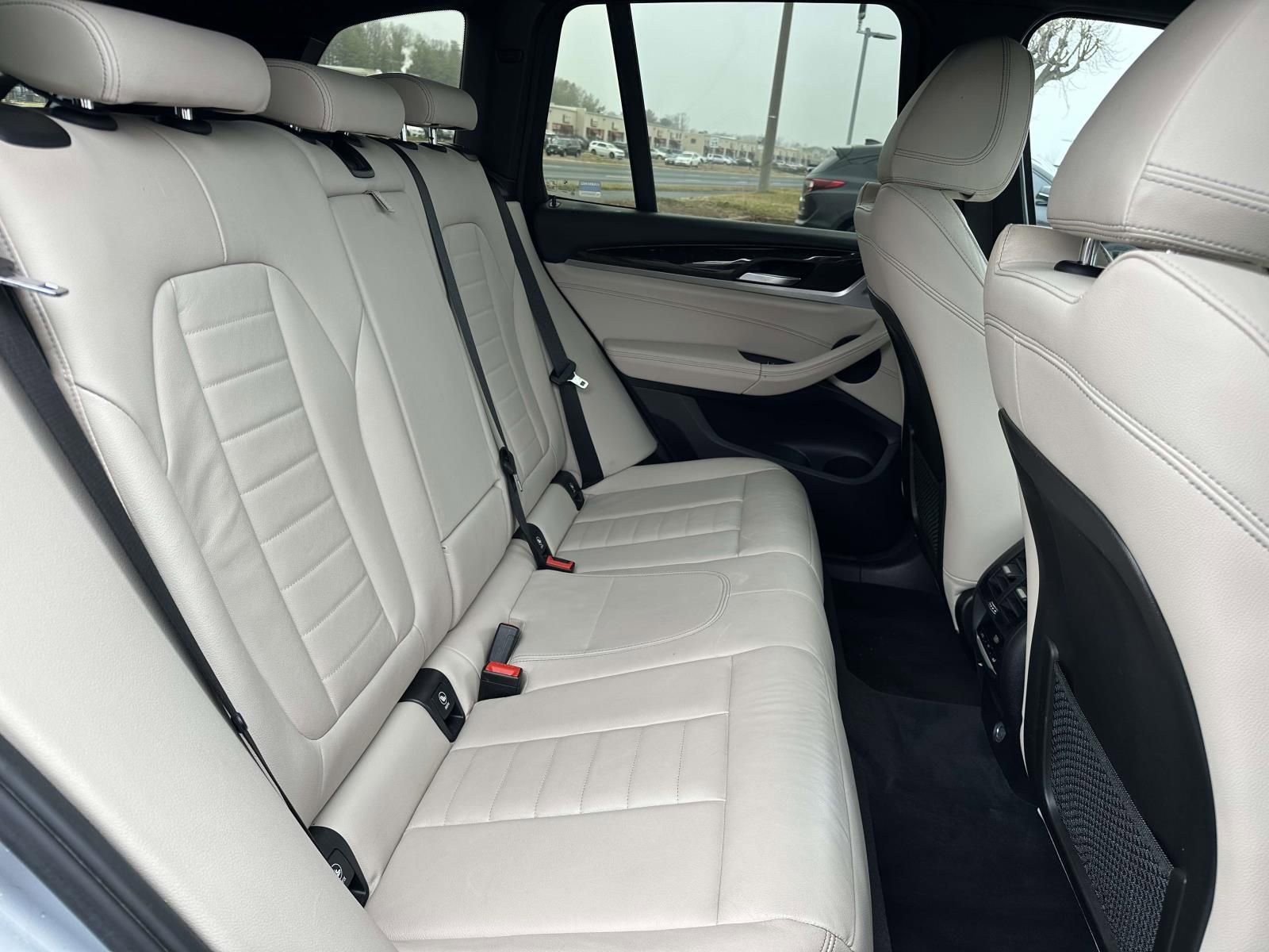 Used 2018 BMW X3 xDrive30i w/ Convenience Package image 11