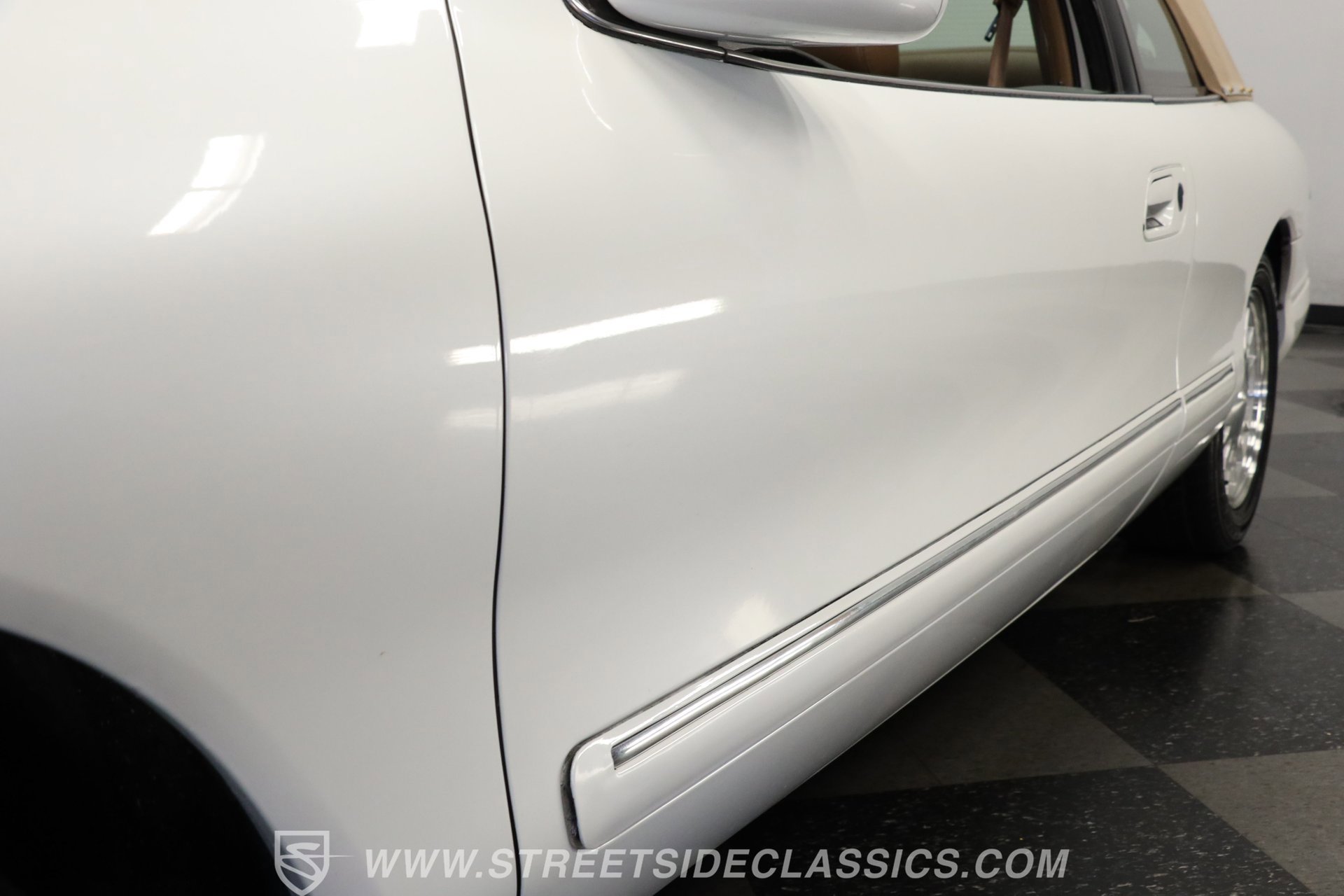 Used 1994 Lincoln Mark VIII image 21