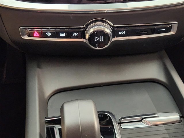 Used 2024 Volvo S60 B5 Core image 19