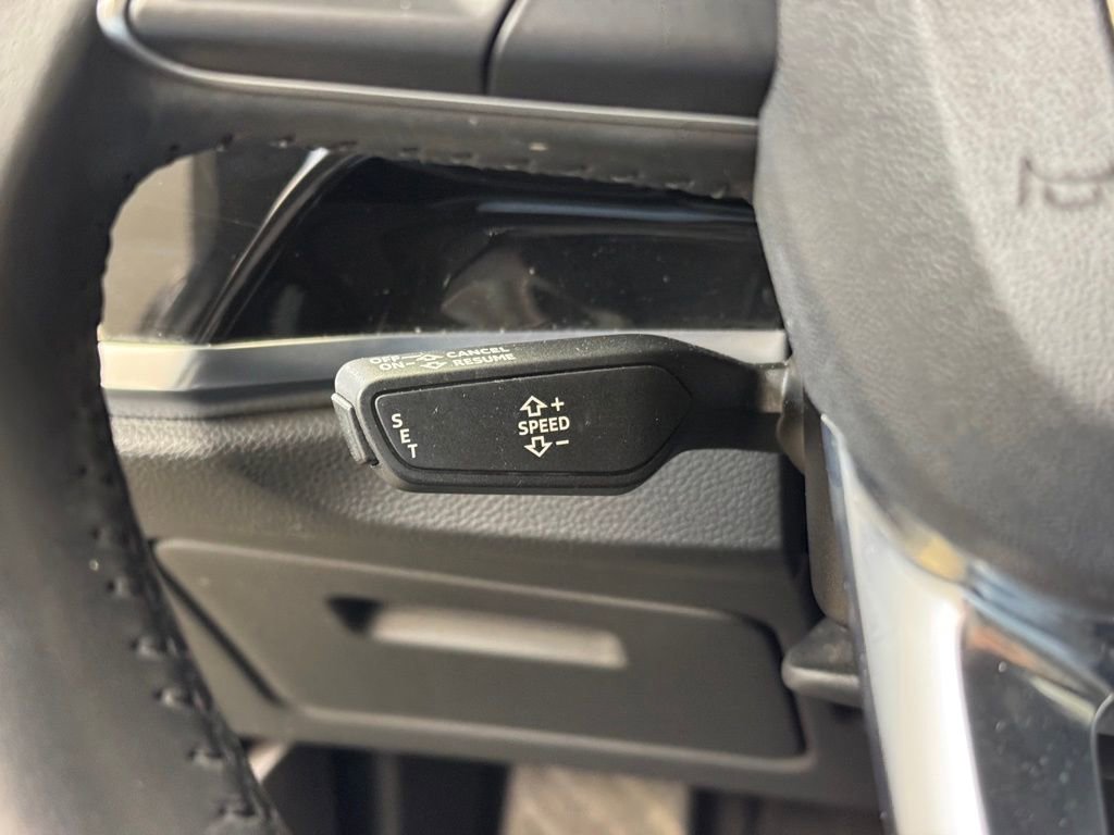 Used 2020 Audi Q3 2.0T Premium w/ Convenience Package image 35