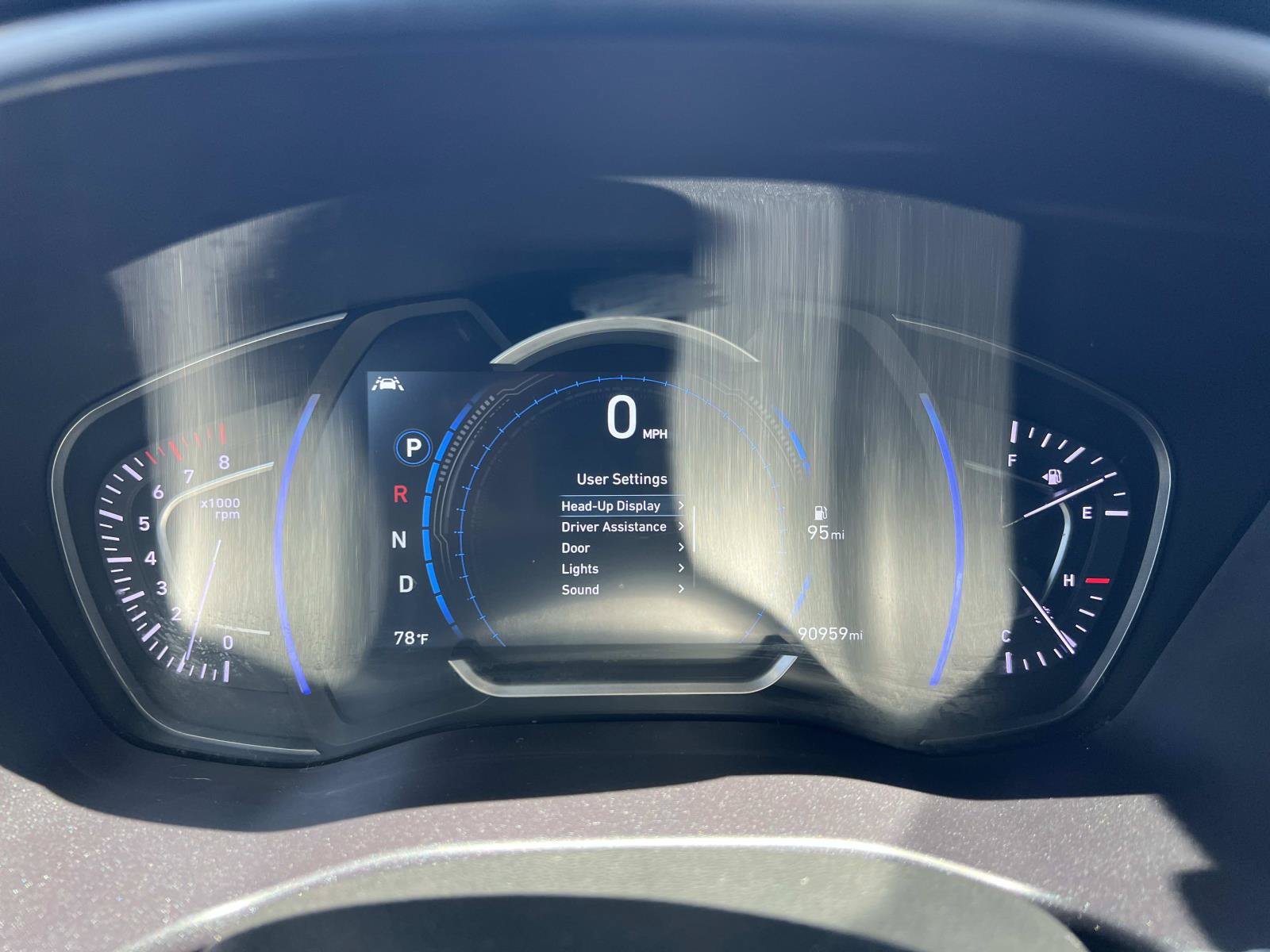 Used 2020 Hyundai Santa Fe Limited AWD/4WD image 11