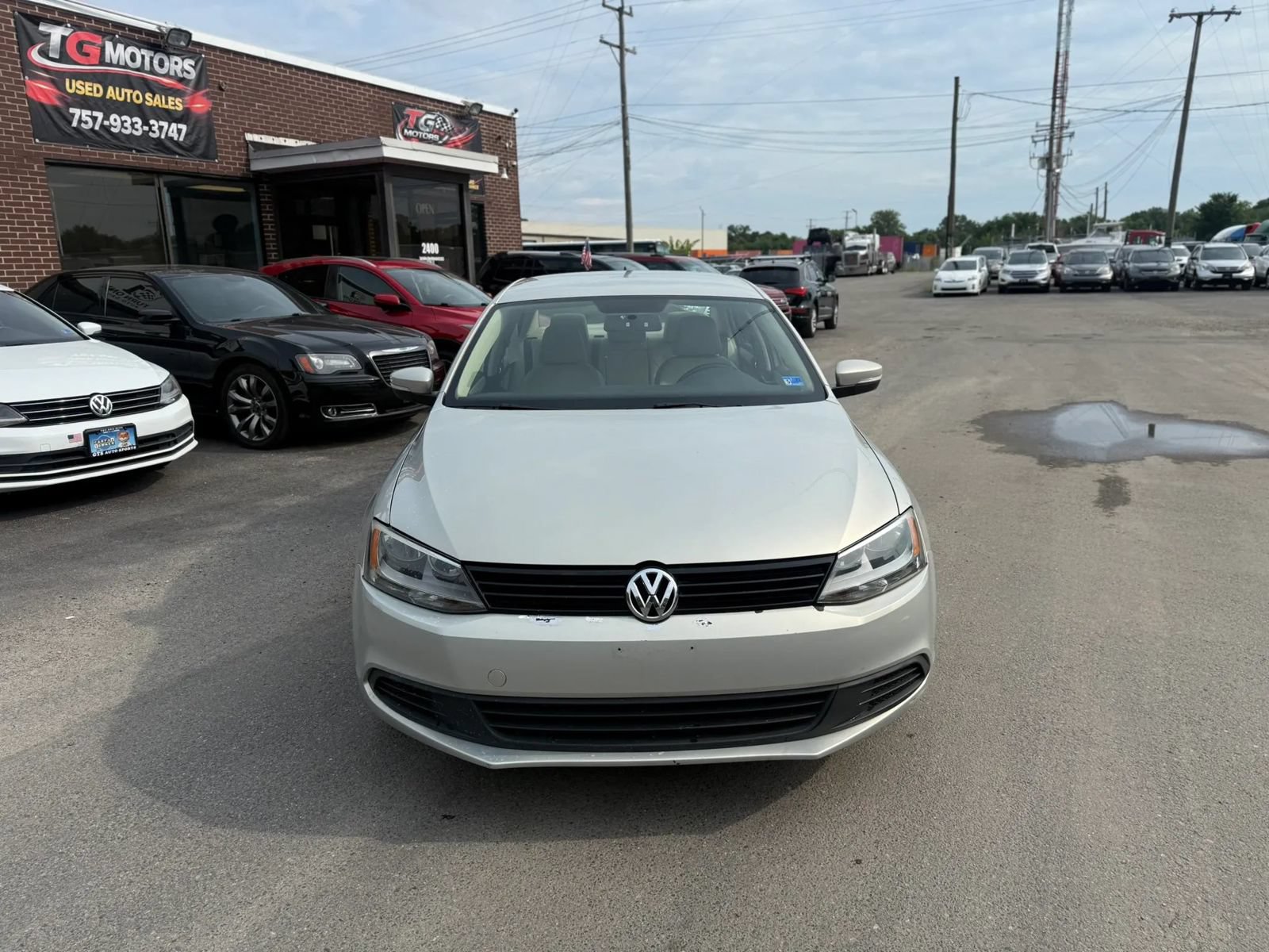 Used 2011 Volkswagen Jetta SE FWD image 8