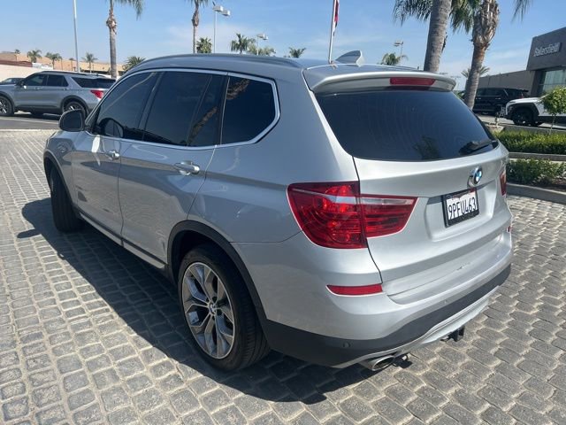 Used 2016 BMW X3 xDrive28d image 3