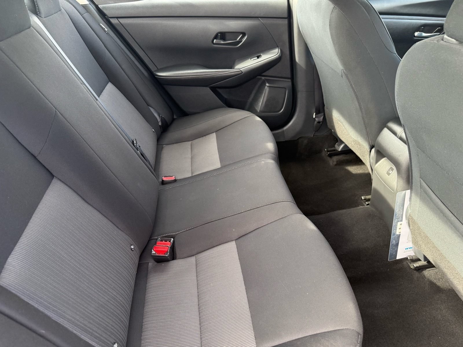 Used 2024 Nissan Sentra SV FWD image 29