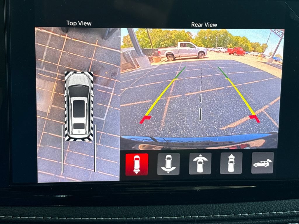 New 2027 Chrysler Pacifica Select FWD image 10