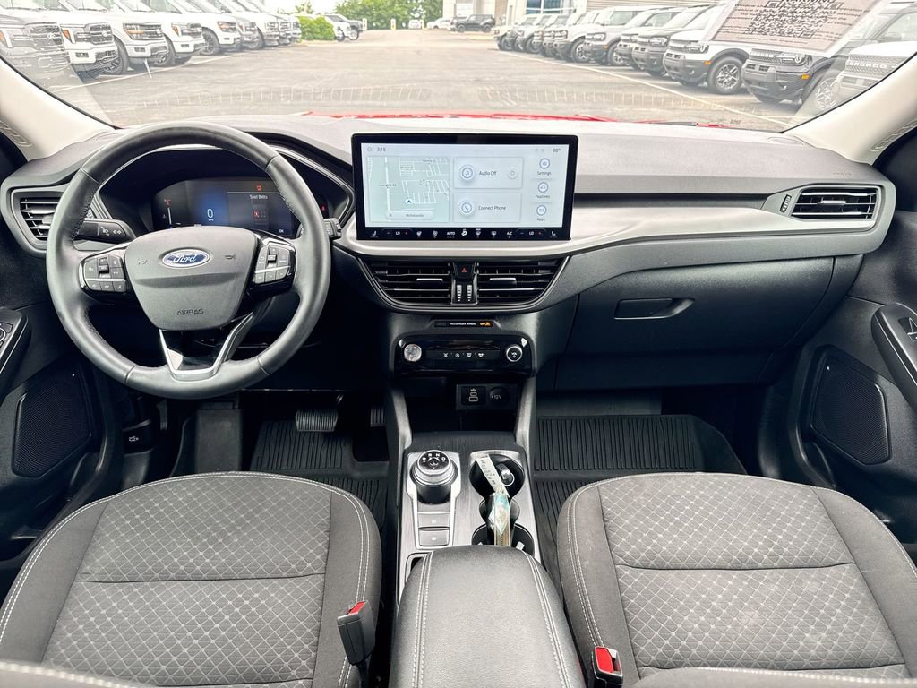 Used 2024 Ford Escape Active w/ Tech Pack #1 AWD/4WD image 10
