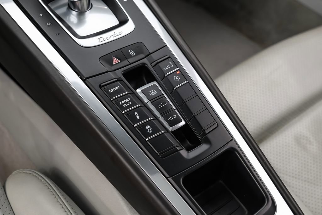 Used 2014 Porsche 911 Turbo AWD/4WD image 20