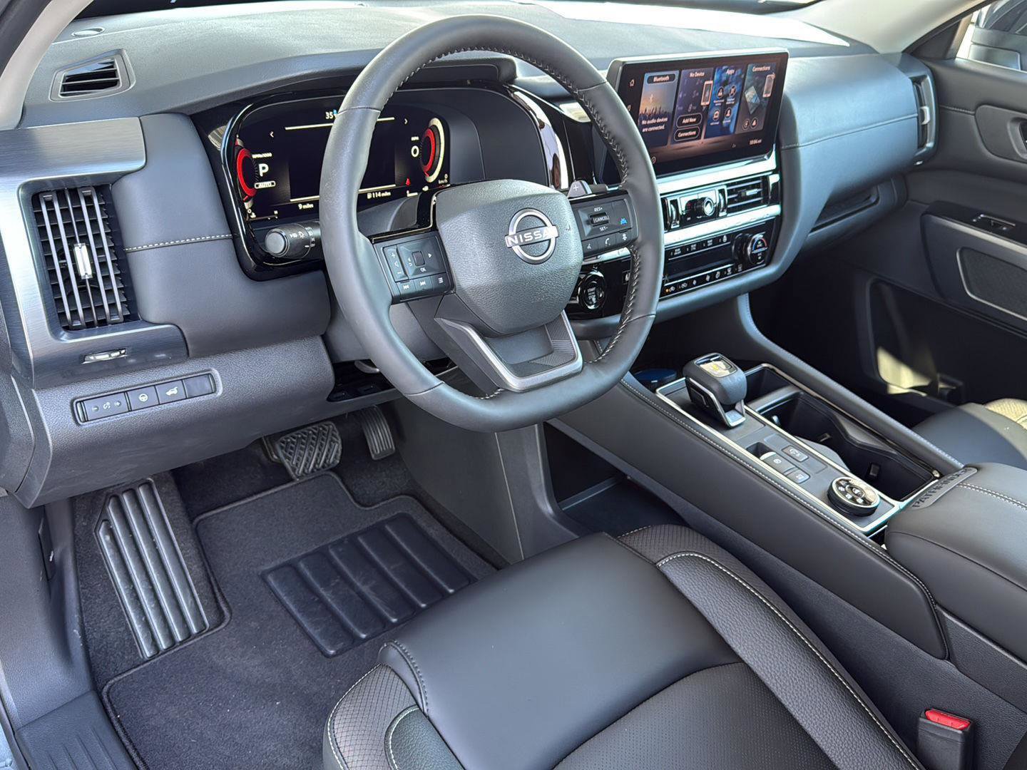 New 2026 Nissan Pathfinder SL AWD/4WD image 15