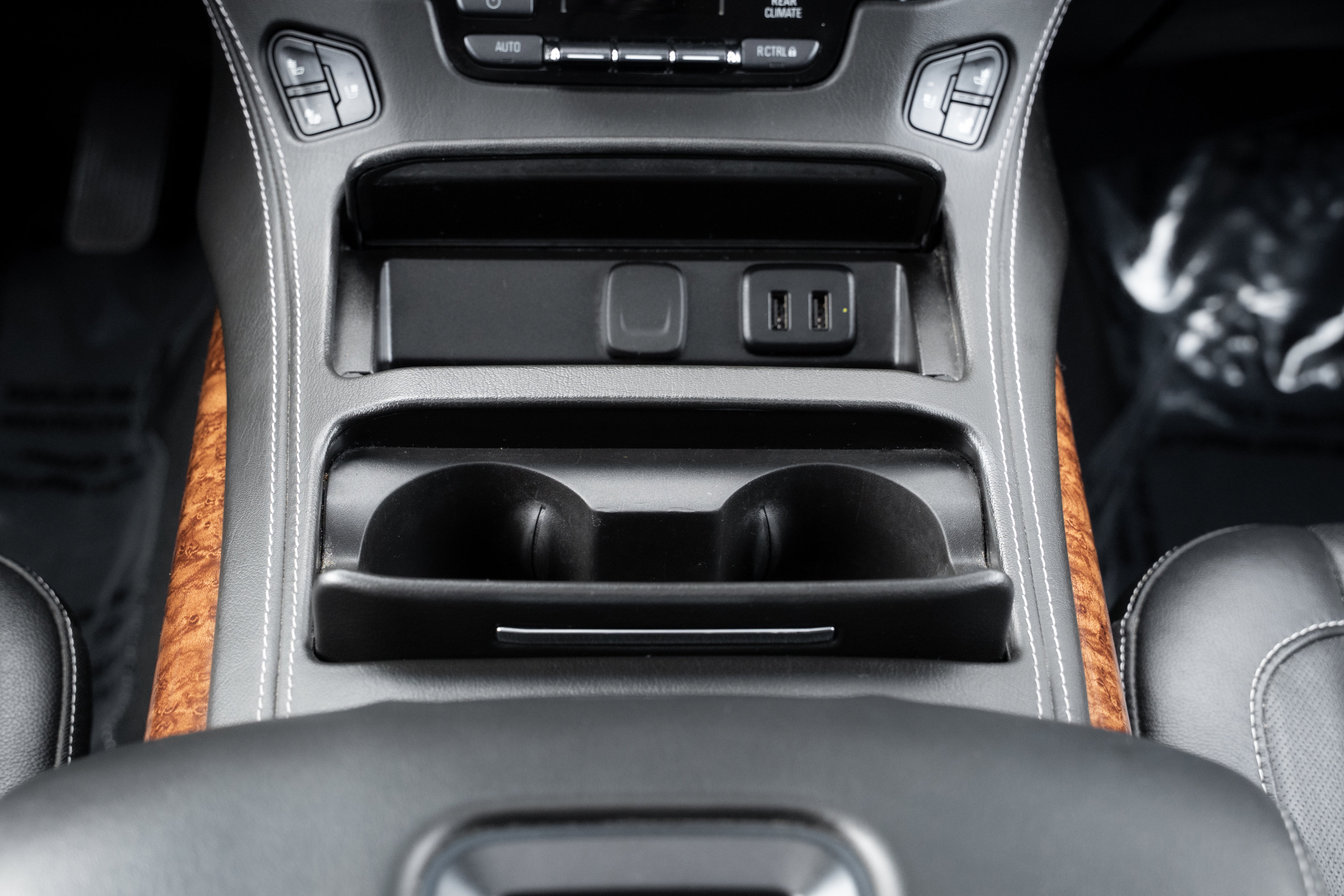 Used 2019 Chevrolet Tahoe Premier image 17