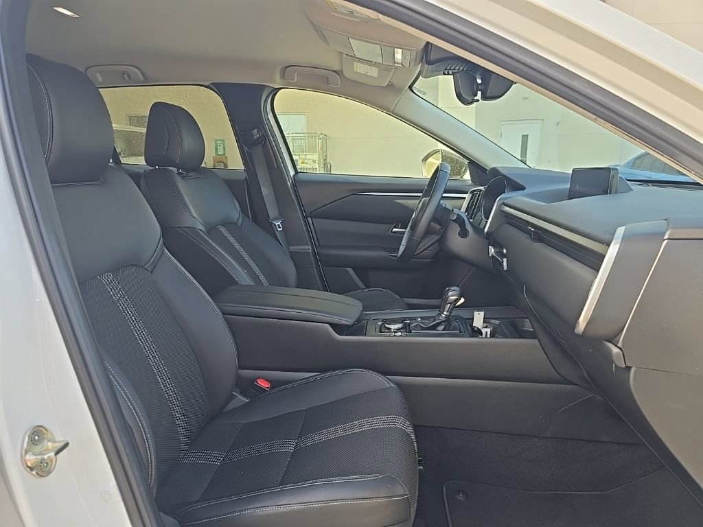 Used 2025 MAZDA CX-50 AWD 2.5 S w/ Preferred Package image 14