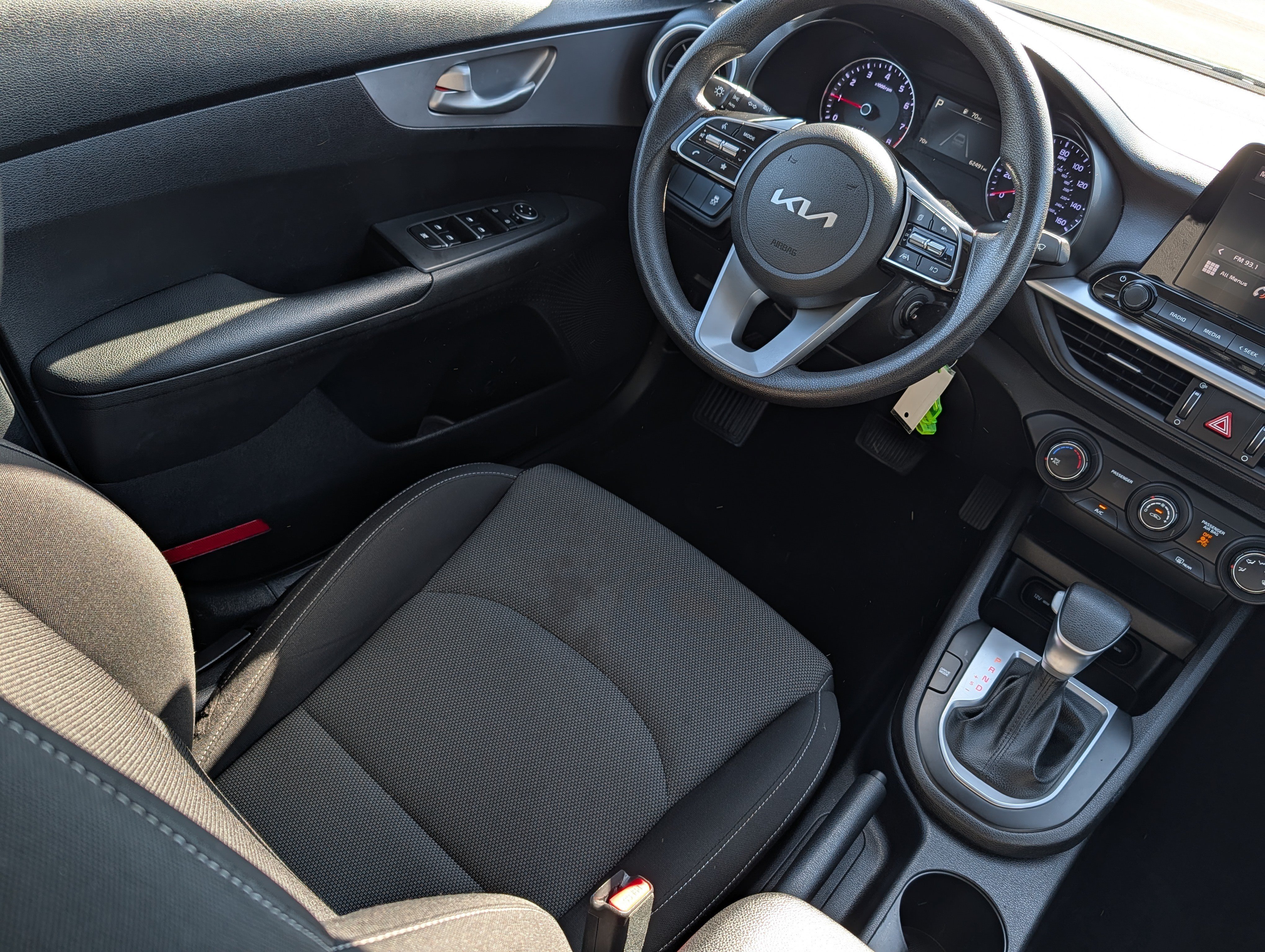 Certified 2023 Kia Forte LXS FWD image 9