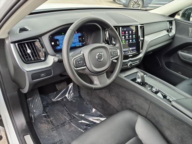 Certified 2024 Volvo XC60 B5 Core w/ Protection Package Premier AWD/4WD image 12