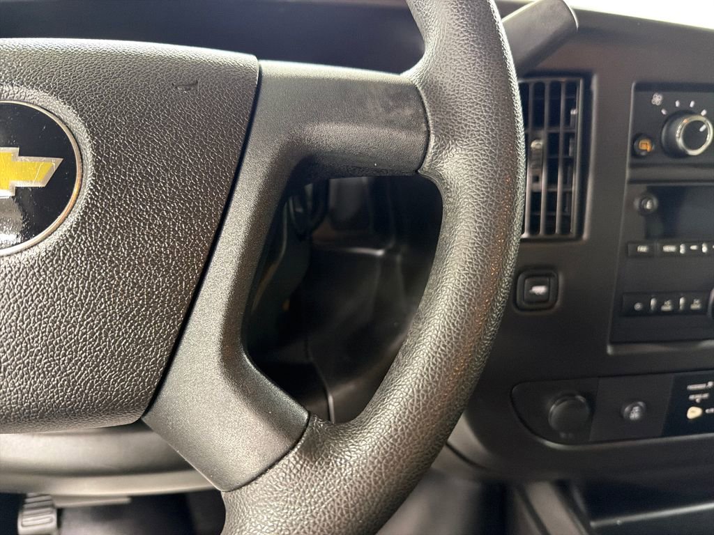 Used 2020 Chevrolet Express 3500 LT w/ LT Preferred Equipment Group image 19