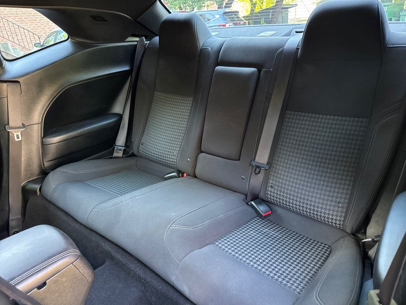 Used 2019 Dodge Challenger SXT AWD/4WD image 29