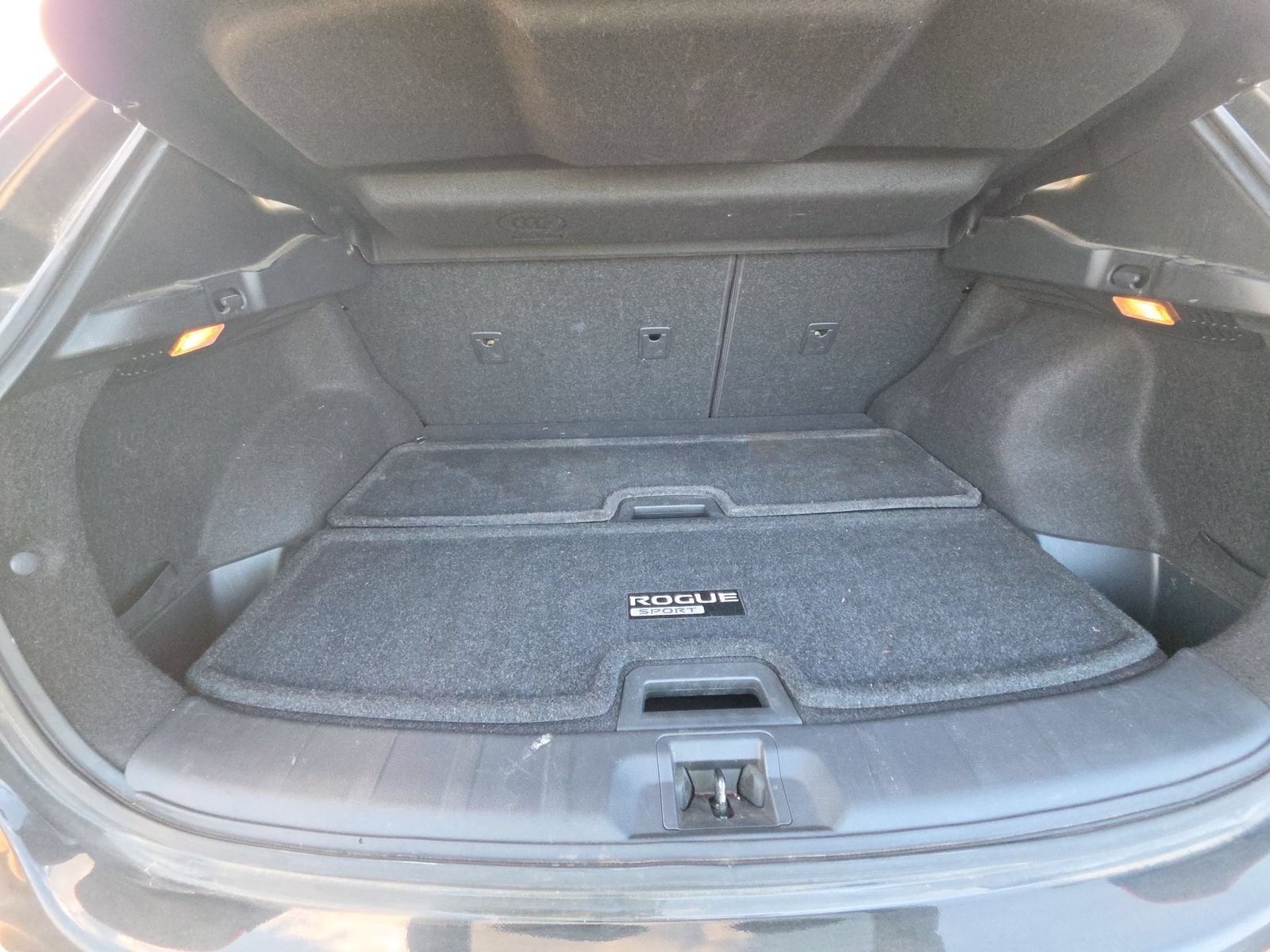 Used 2019 Nissan Rogue Sport SL w/ Premium Package AWD/4WD image 7