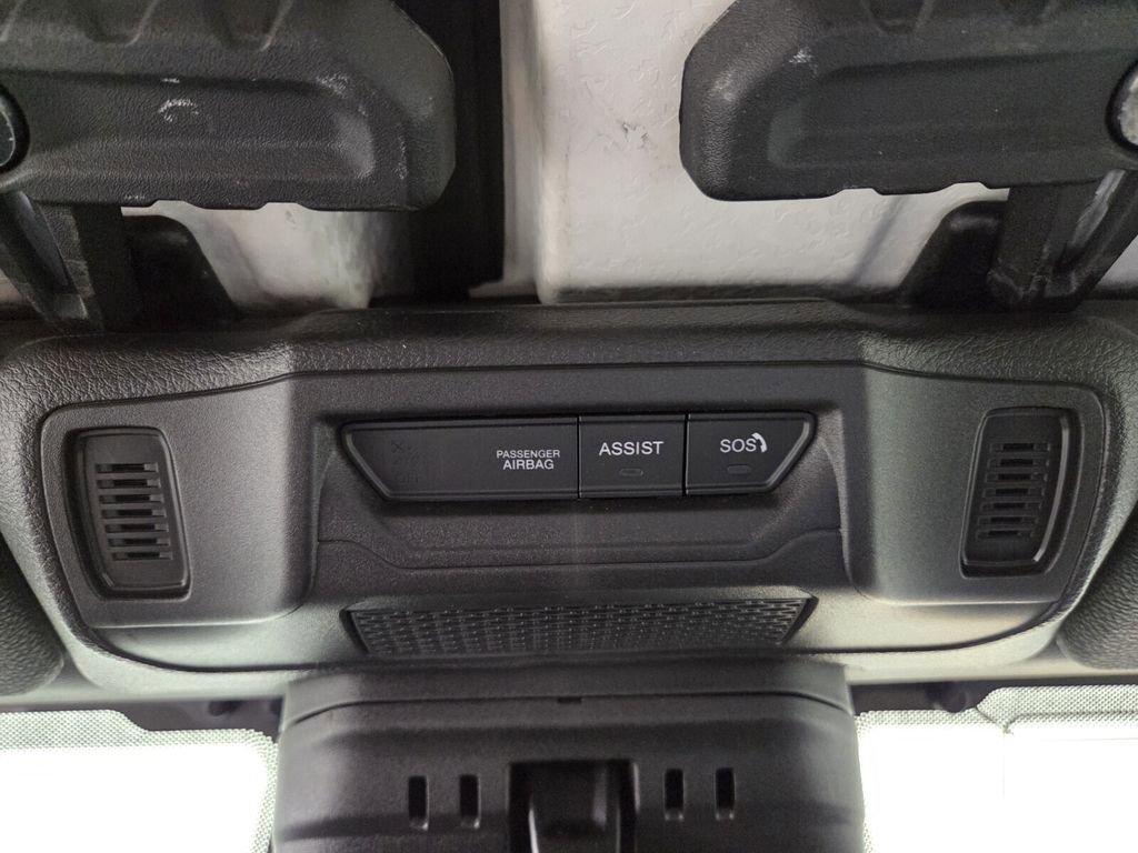 Certified 2025 Jeep Wrangler Sahara image 24