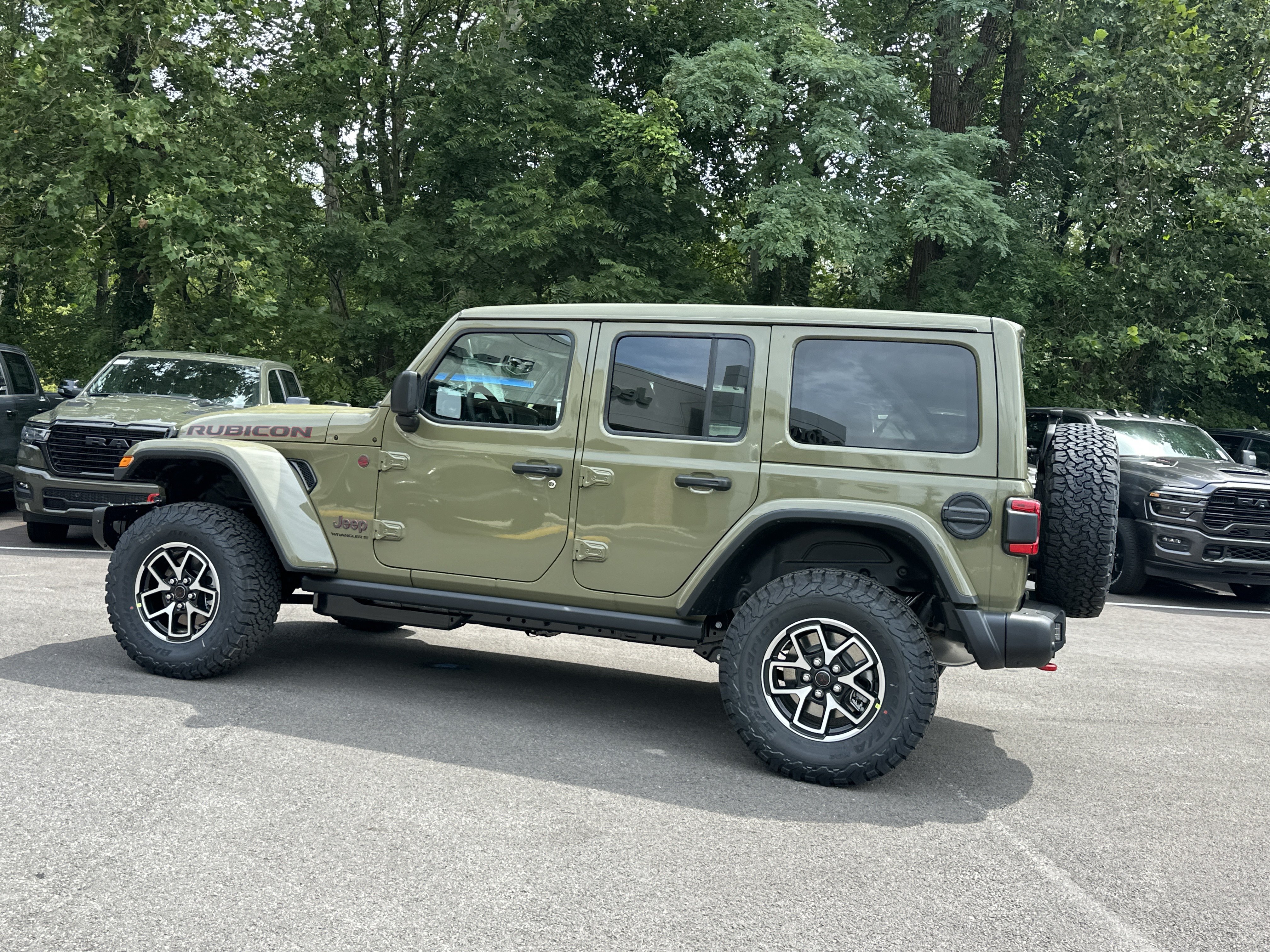 New 2027 Jeep Wrangler Unlimited Rubicon AWD/4WD image 26