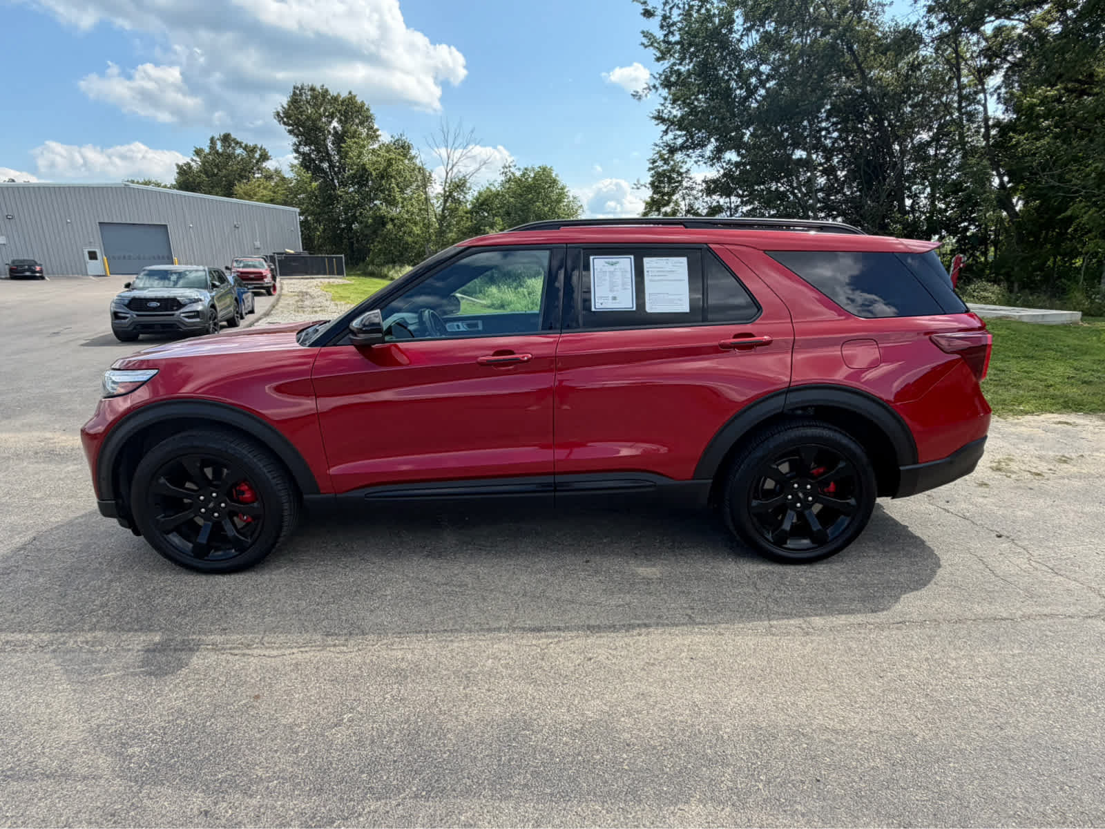 Used 2023 Ford Explorer ST w/ Equipment Group 401A AWD/4WD image 9