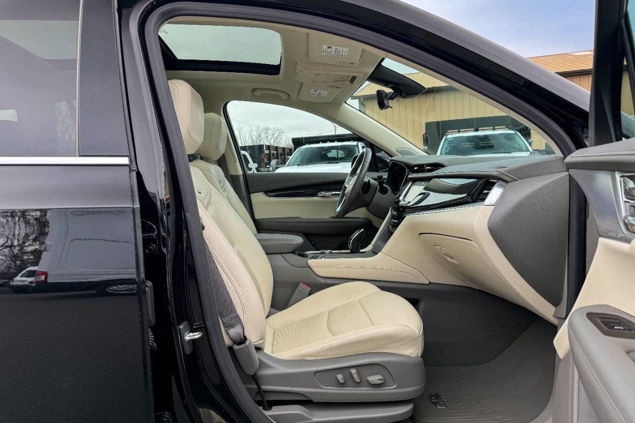 Used 2020 Cadillac XT6 Premium Luxury image 10