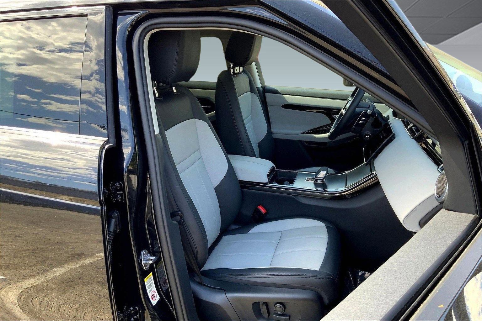 Used 2024 Land Rover Range Rover Evoque Dynamic SE image 22