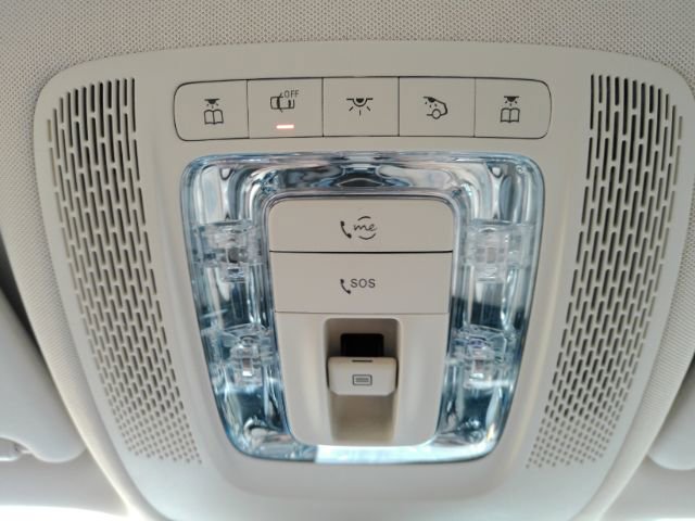 Used 2022 Mercedes-Benz EQB 300 4MATIC image 51