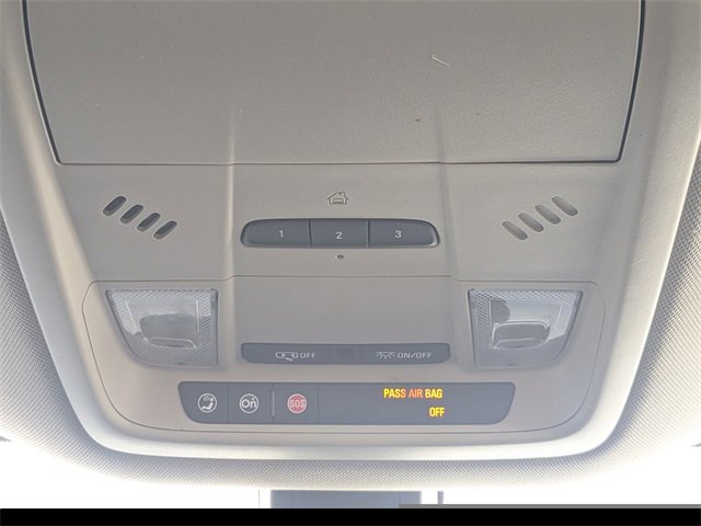 Used 2018 Buick Enclave Essence image 24