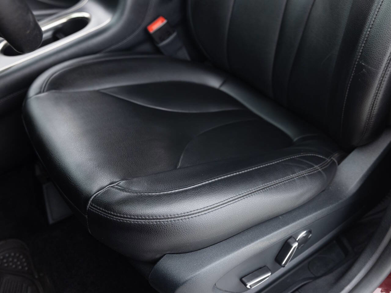 Used 2018 Lincoln MKC Premiere AWD/4WD image 23