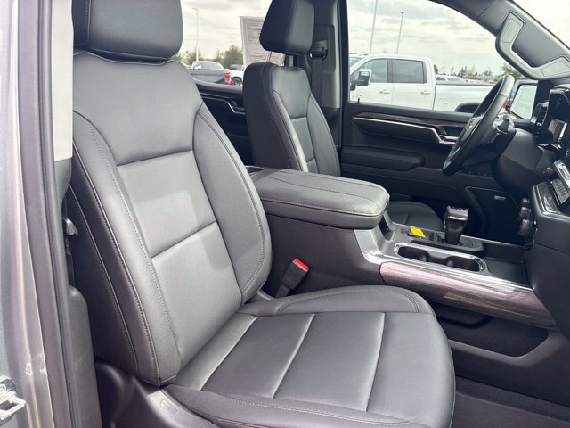 Certified 2026 Chevrolet Silverado 1500 LTZ w/ LTZ Premium Package AWD/4WD image 25