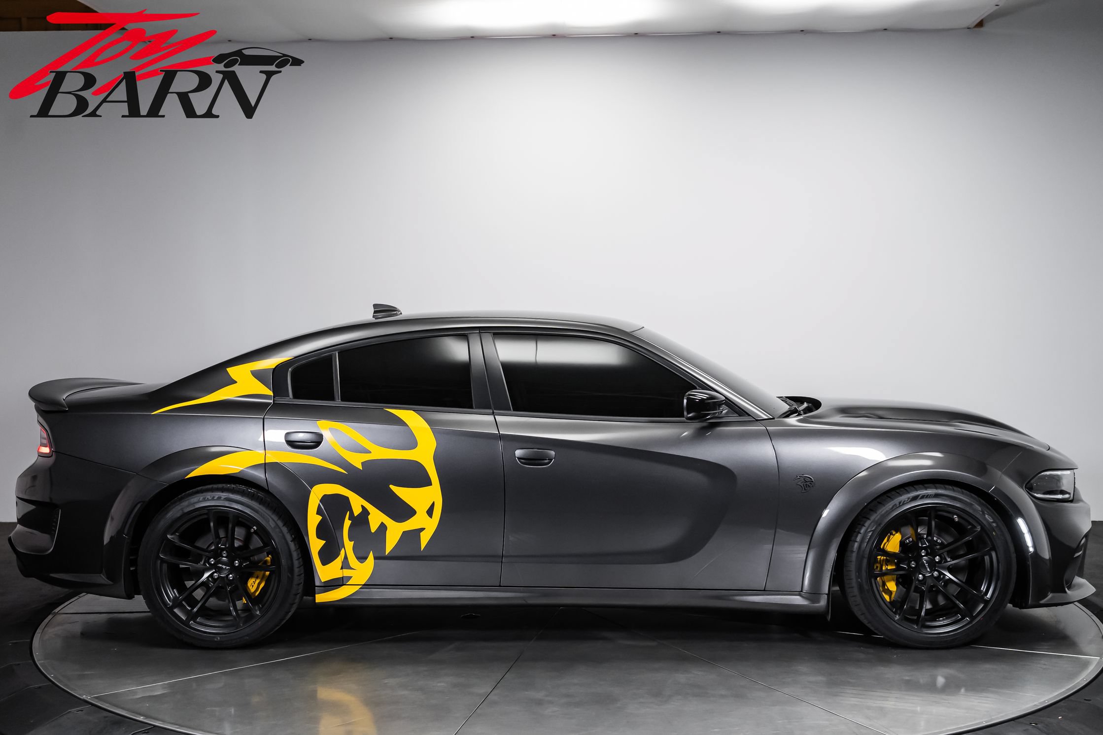 Used 2023 Dodge Charger SRT Hellcat w/ Harman/Kardon Audio Group RWD image 6