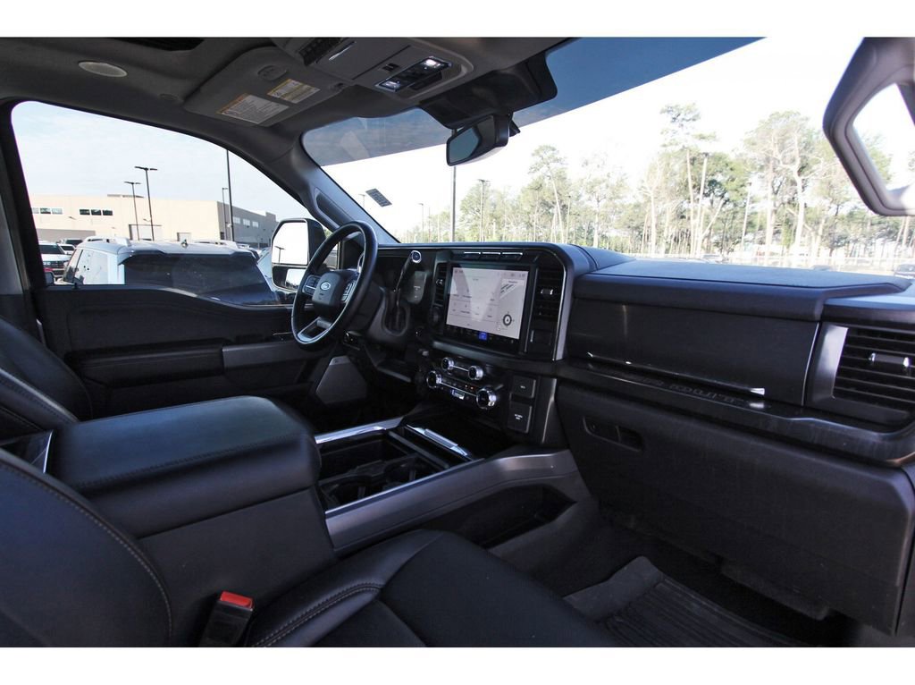 Certified 2024 Ford F350 Lariat w/ Lariat Ultimate Package AWD/4WD image 32