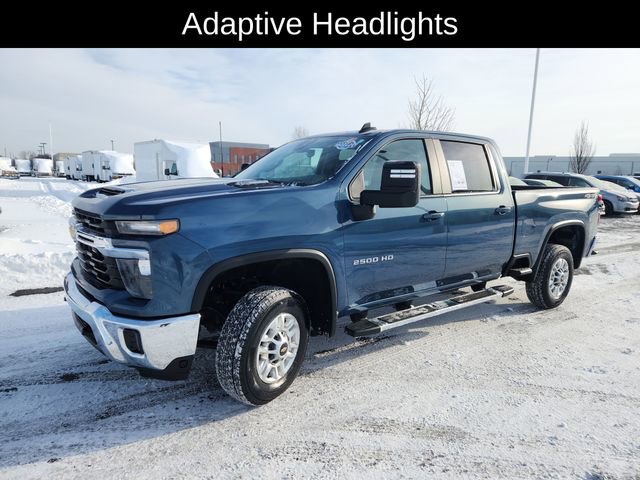 Used 2025 Chevrolet Silverado 2500 LT w/ Convenience Package image 3