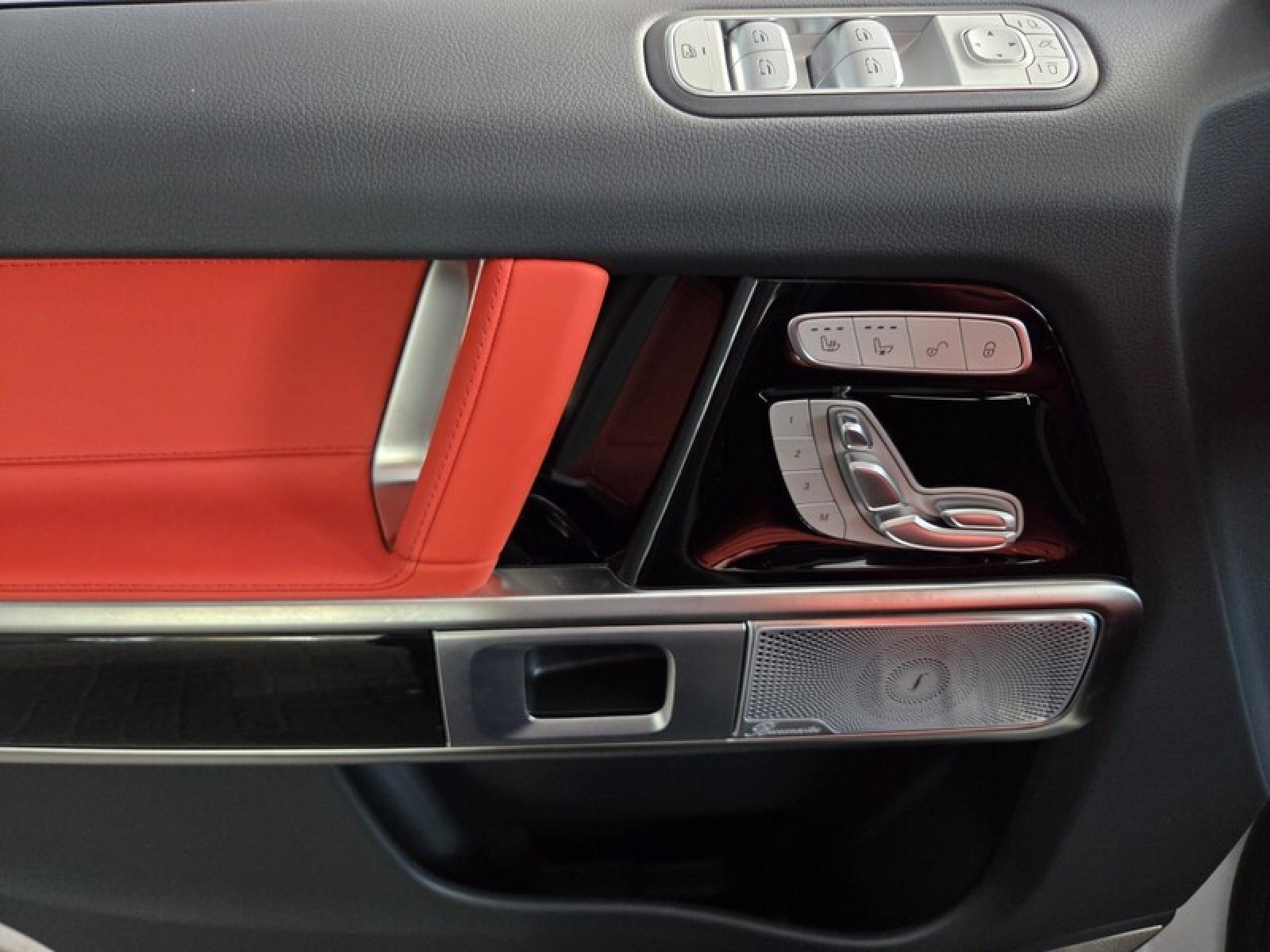 New 2027 Mercedes-Benz G 63 AMG 4MATIC image 21