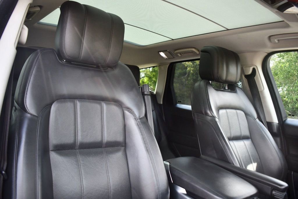 Used 2020 Land Rover Range Rover Sport HSE image 34