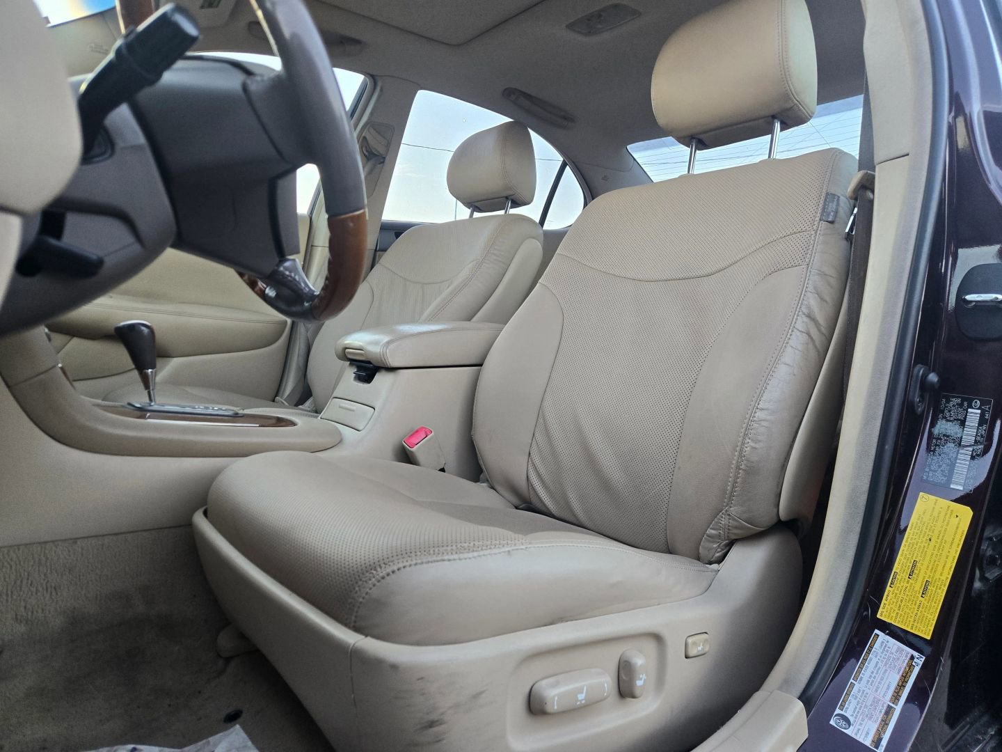 Used 2005 Lexus ES 330 FWD image 10