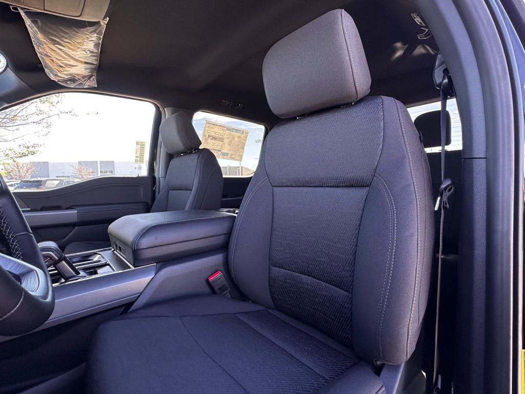 New 2026 Ford F150 XLT w/ Equipment Group 302A MID image 61