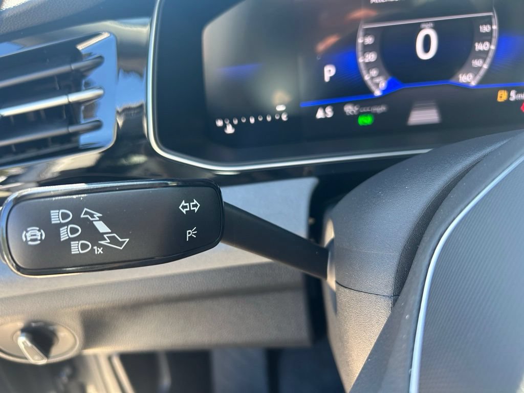 New 2026 Volkswagen Jetta SE FWD image 20