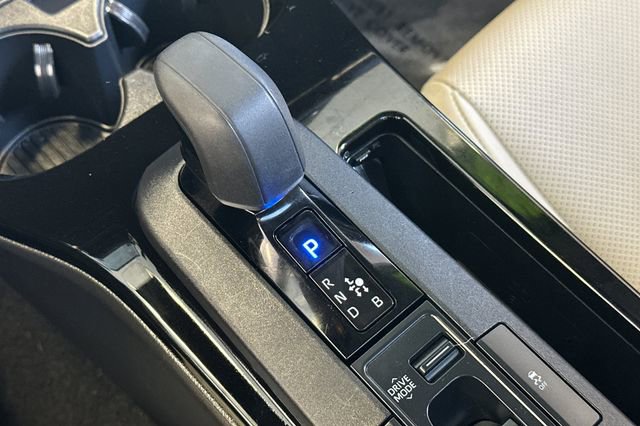 Used 2024 Toyota Prius Limited AWD/4WD image 24