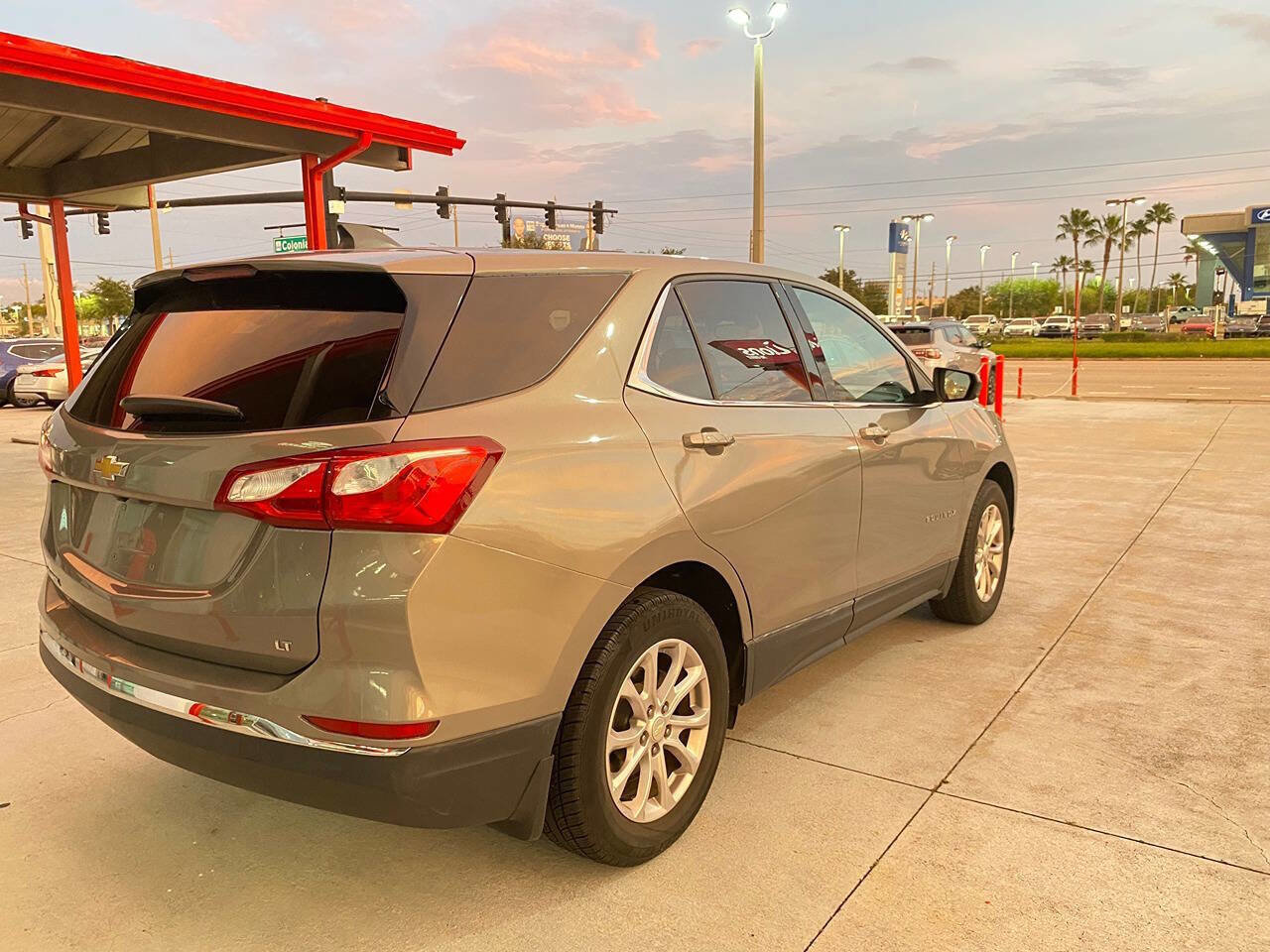 Used 2018 Chevrolet Equinox LT image 5