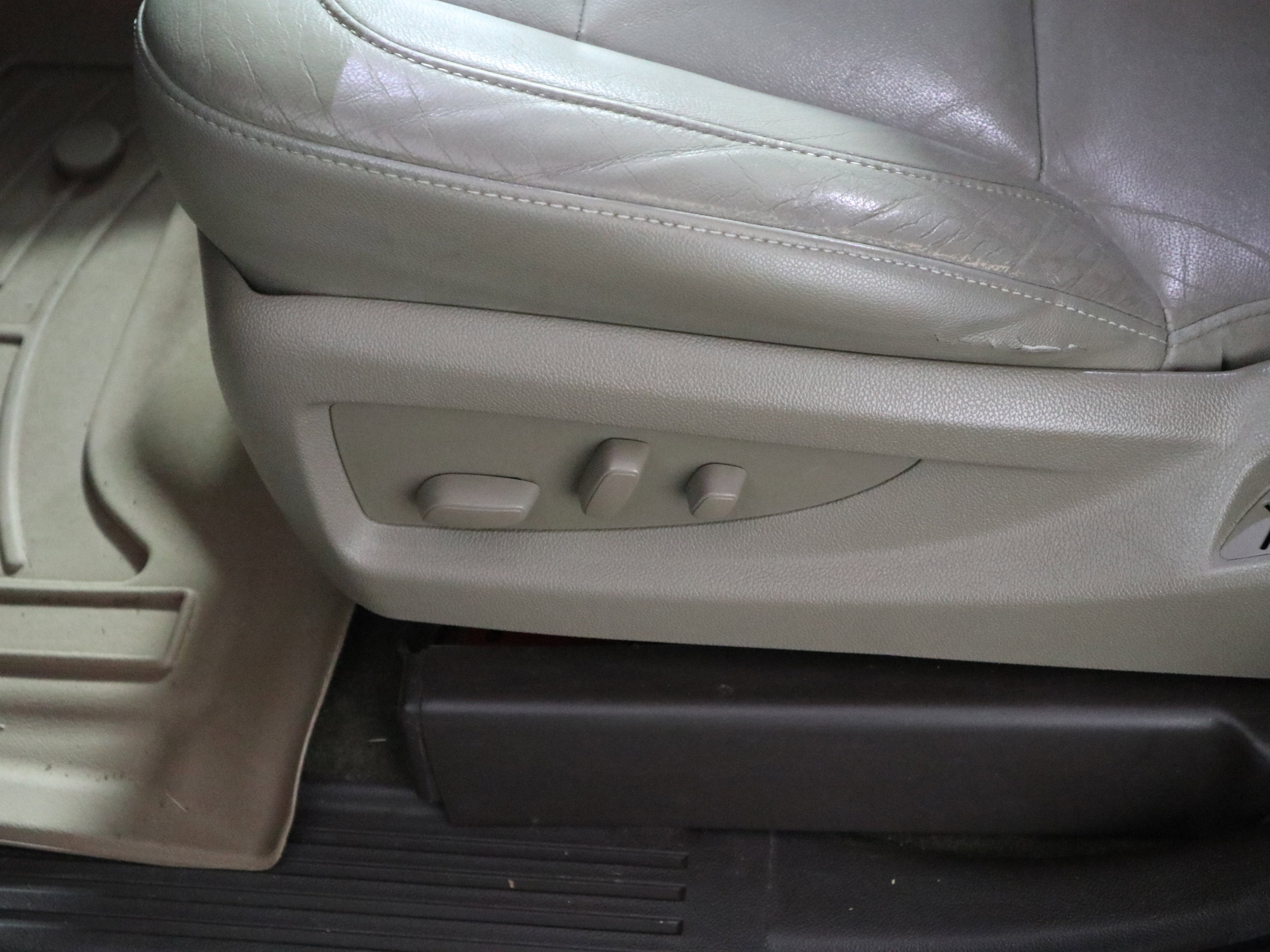 Used 2014 GMC Sierra 1500 SLT w/ Suspension Package, Off-Road image 20