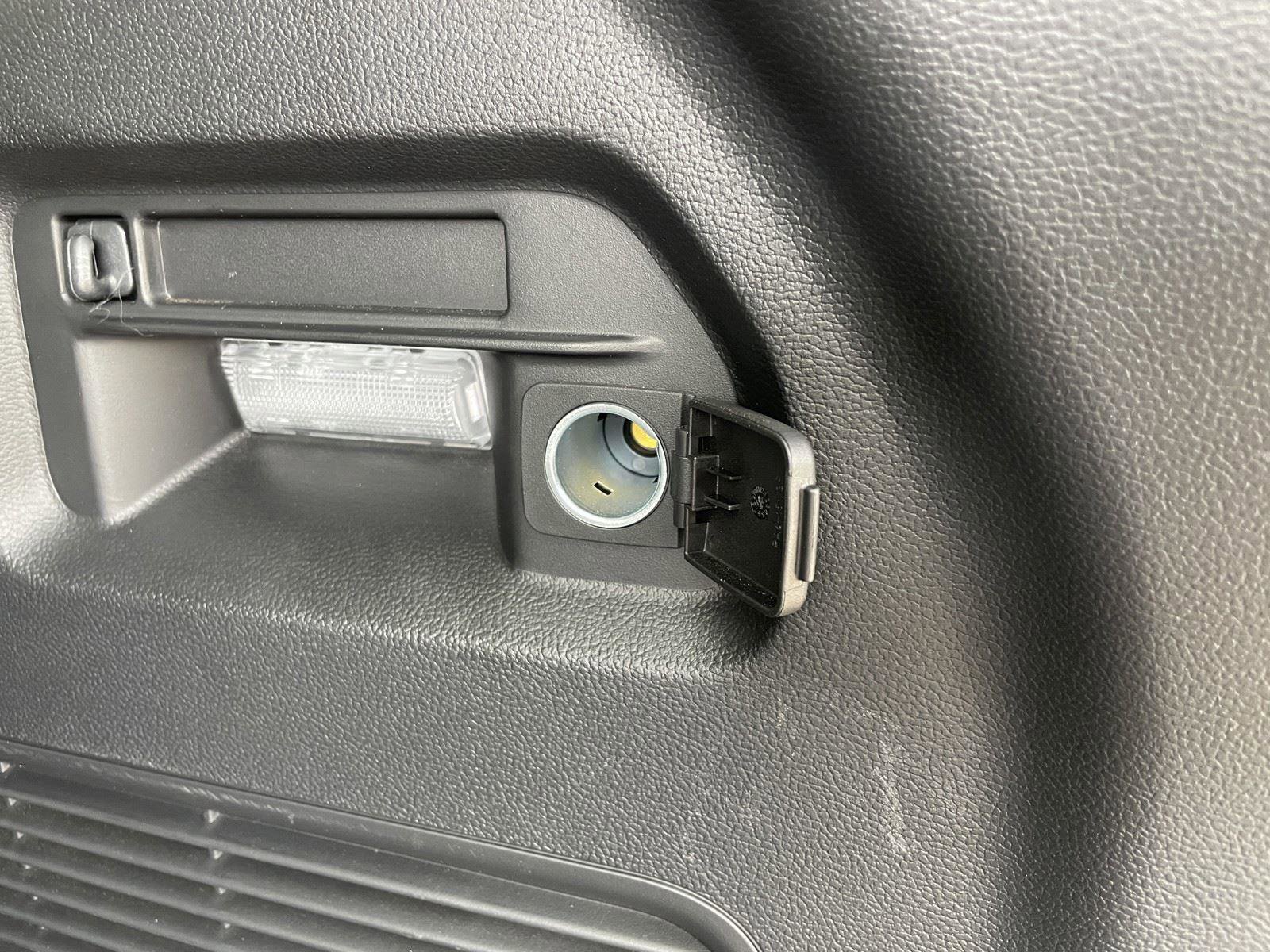 Used 2025 Ford Explorer Active w/ Active Comfort Package image 40