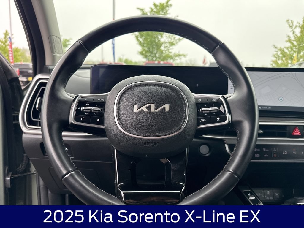 Used 2025 Kia Sorento X-Line EX AWD/4WD image 19
