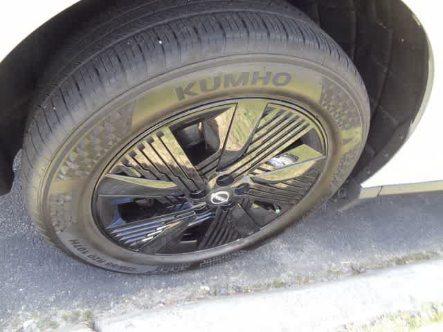 Used 2025 Nissan Murano SV FWD image 15