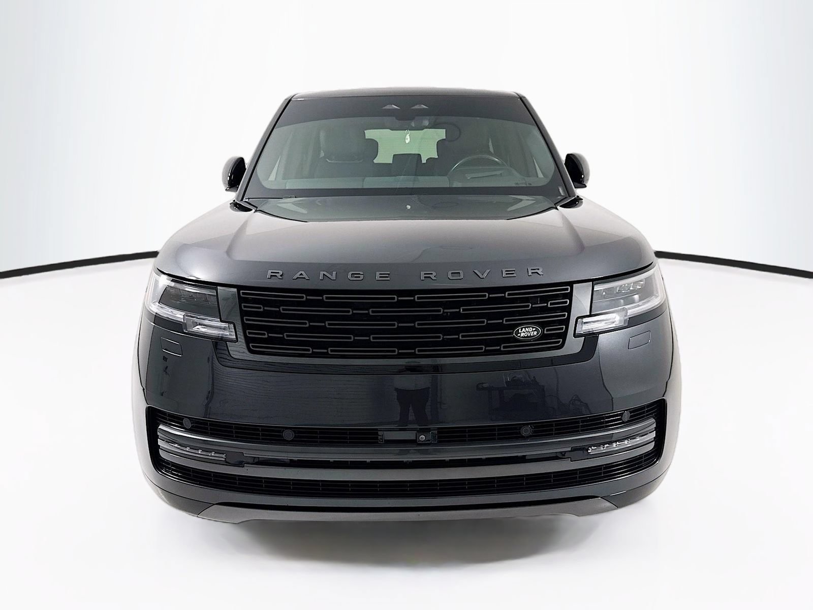 Used 2024 Land Rover Range Rover Autobiography AWD/4WD image 2