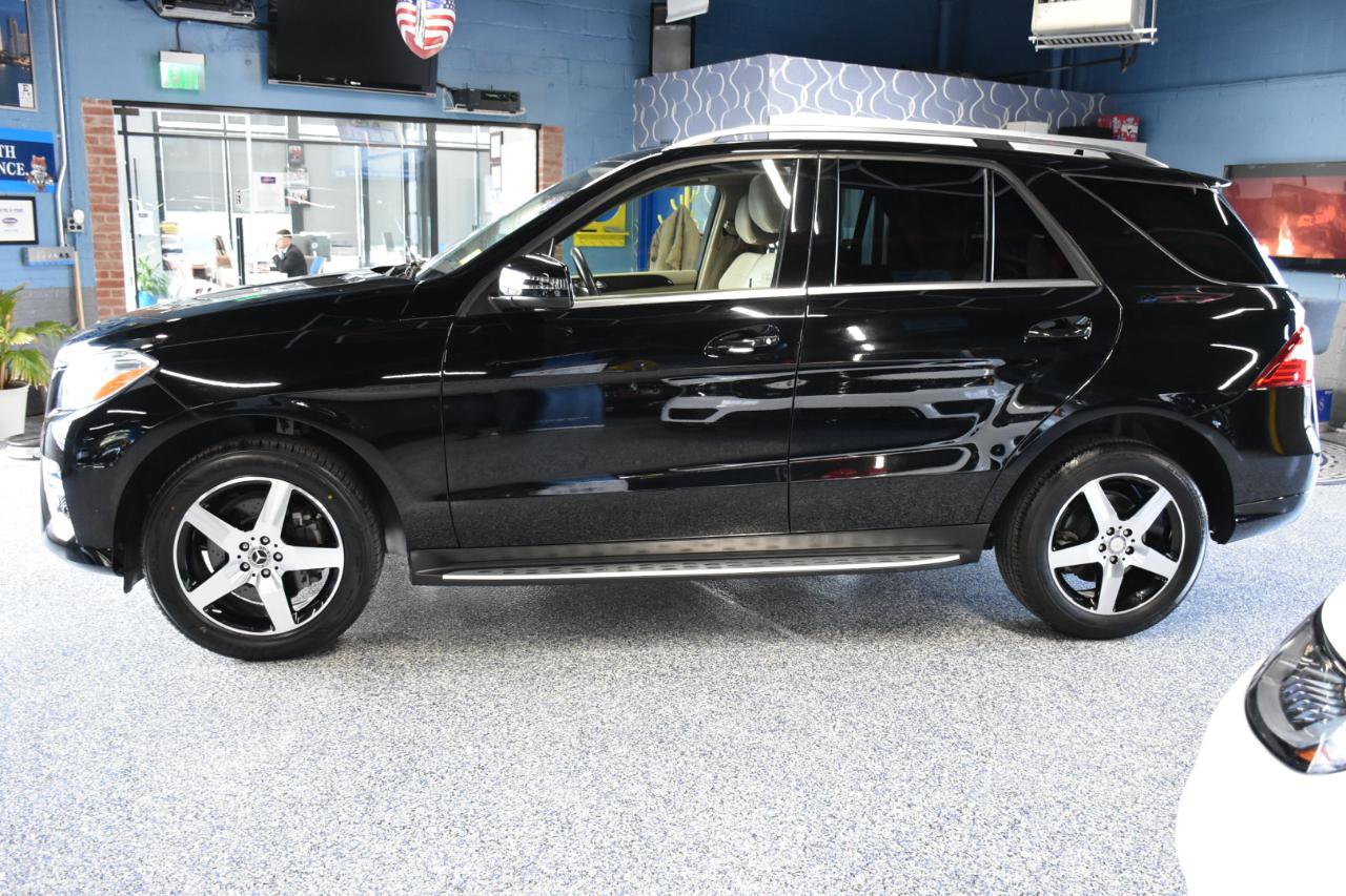 Used 2015 Mercedes-Benz ML 350 4MATIC w/ Premium 1 Package image 9