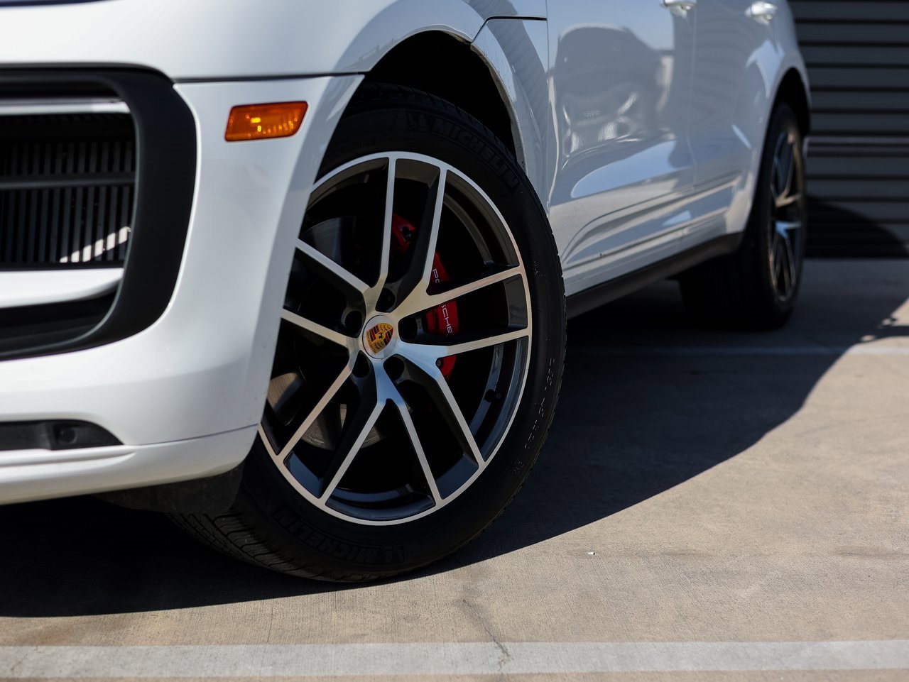 Certified 2022 Porsche Macan S image 12