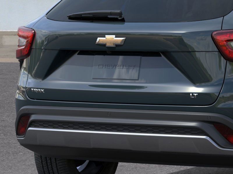 New 2026 Chevrolet Trax LT w/ Driver Confidence Package FWD image 14